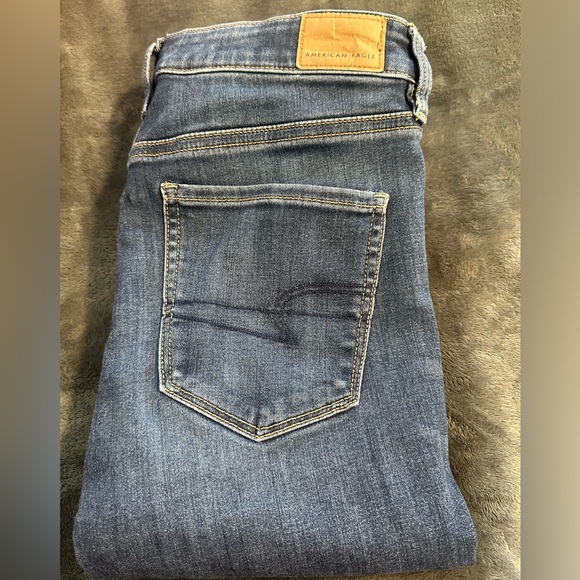 Women’s American Eagle Hi-Rise Jegging, Dark Wash, Size 6 Regular - Picture 3 of 5